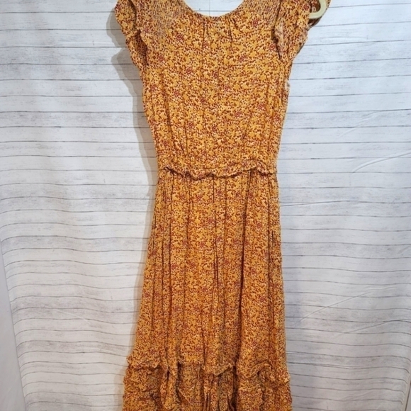 UNIVERSAL THREAD YELLOW FLORAL MIDI DRESS w RUFFLE SLEEVE & HEM, SZ SMALL - Picture 3 of 5